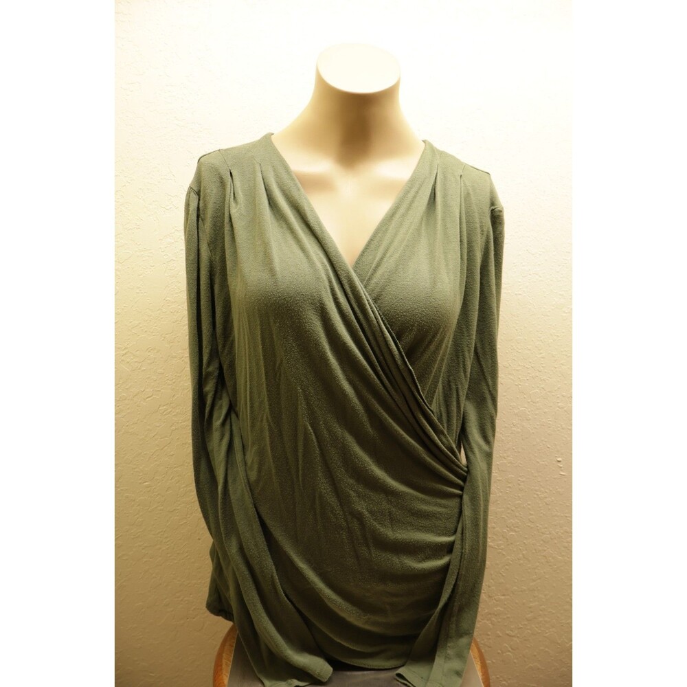 Free To Live Faux Wrap Top Womens M Blouse Long Sleeve Old Money Classic